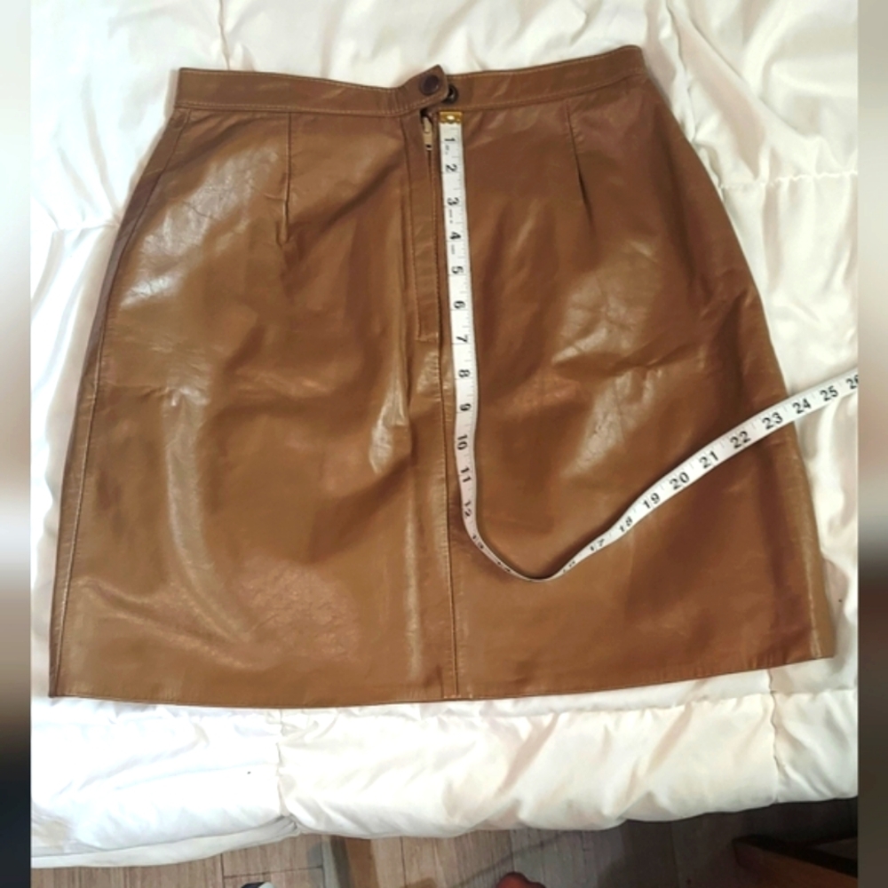 Vintage 70's Leather Mini Skirt Women's Size Small Highwaisted Brown Retro RARE